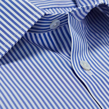 Classic Fit, Classic Collar, 2 Button Cuff Shirt in a Blue & White Medium Bengal Poplin Cotton