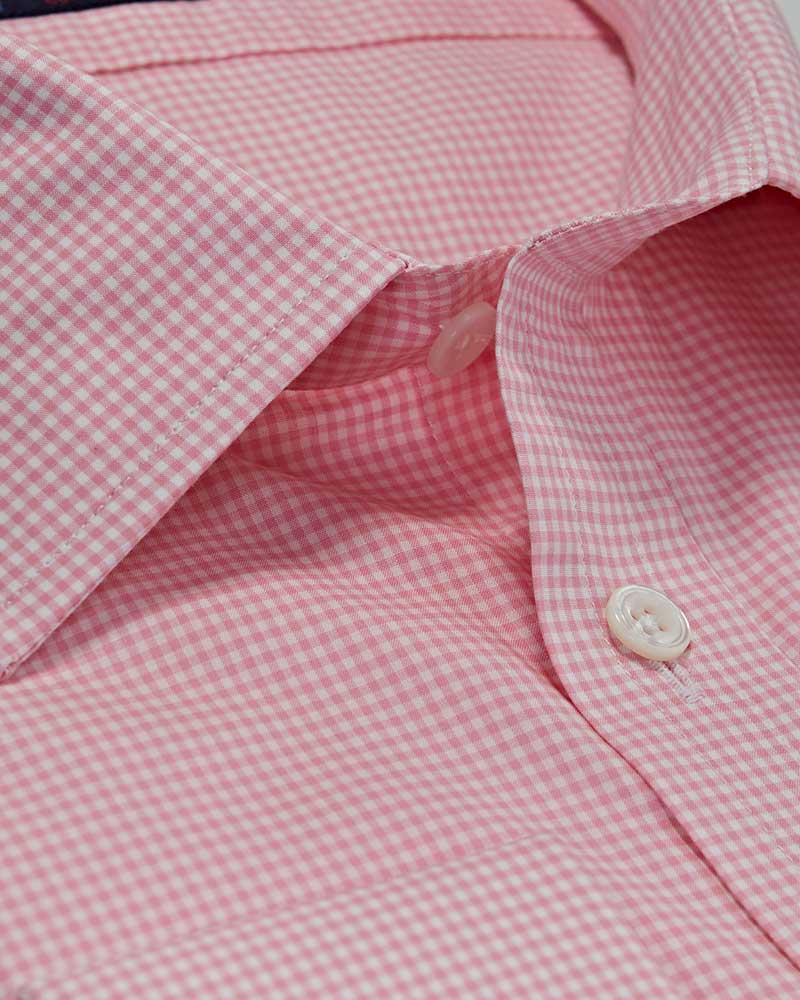 Contemporary Fit, Classic Collar, Double Cuff Shirt in a Pink & White Gingham Check Zephyr Cotton