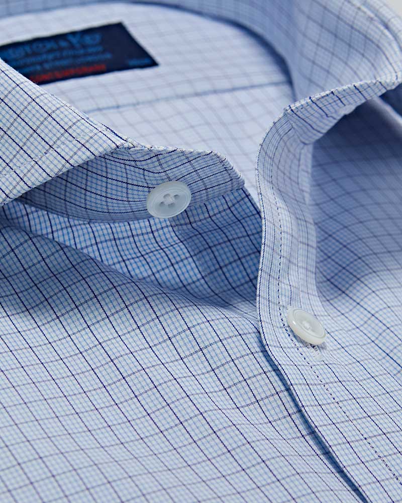 Contemporary Fit, Cutaway Collar, 2 Button Cuff Shirt in Blue & Navy Grid Check