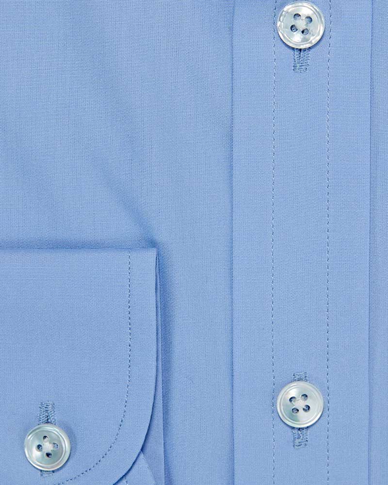 Contemporary Fit, Cutaway Collar, Two Button Cuff Shirt In Plain Blue Poplin